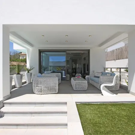 Villa 1118 Modern Villa Marbella