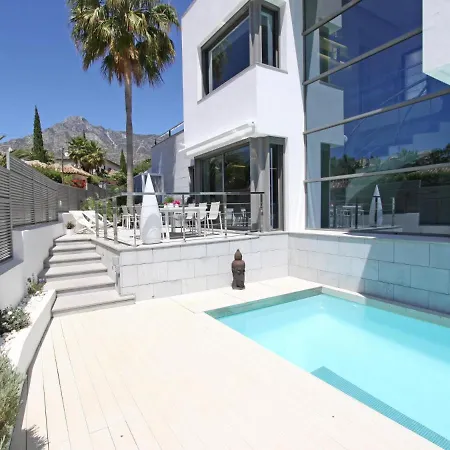 1118 Modern Villa Villa