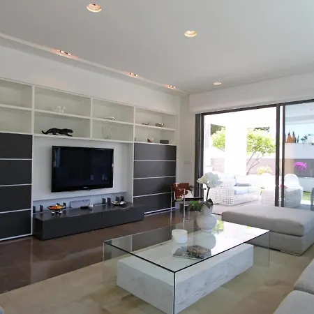 Villa 1118 Modern Villa