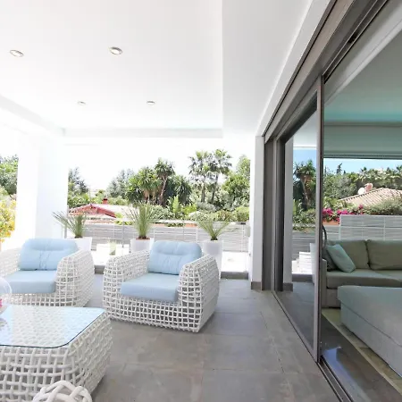1118 Modern Villa Marbella